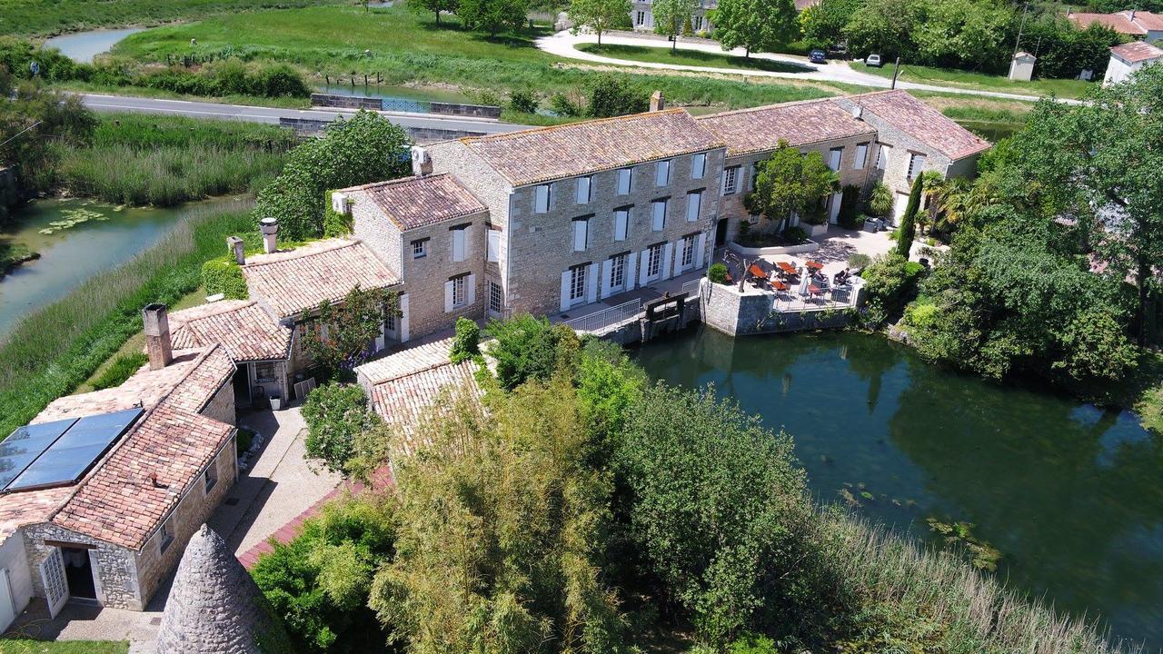 Logis Hotel Le Moulin De Chalons Le Guâ Exterior foto